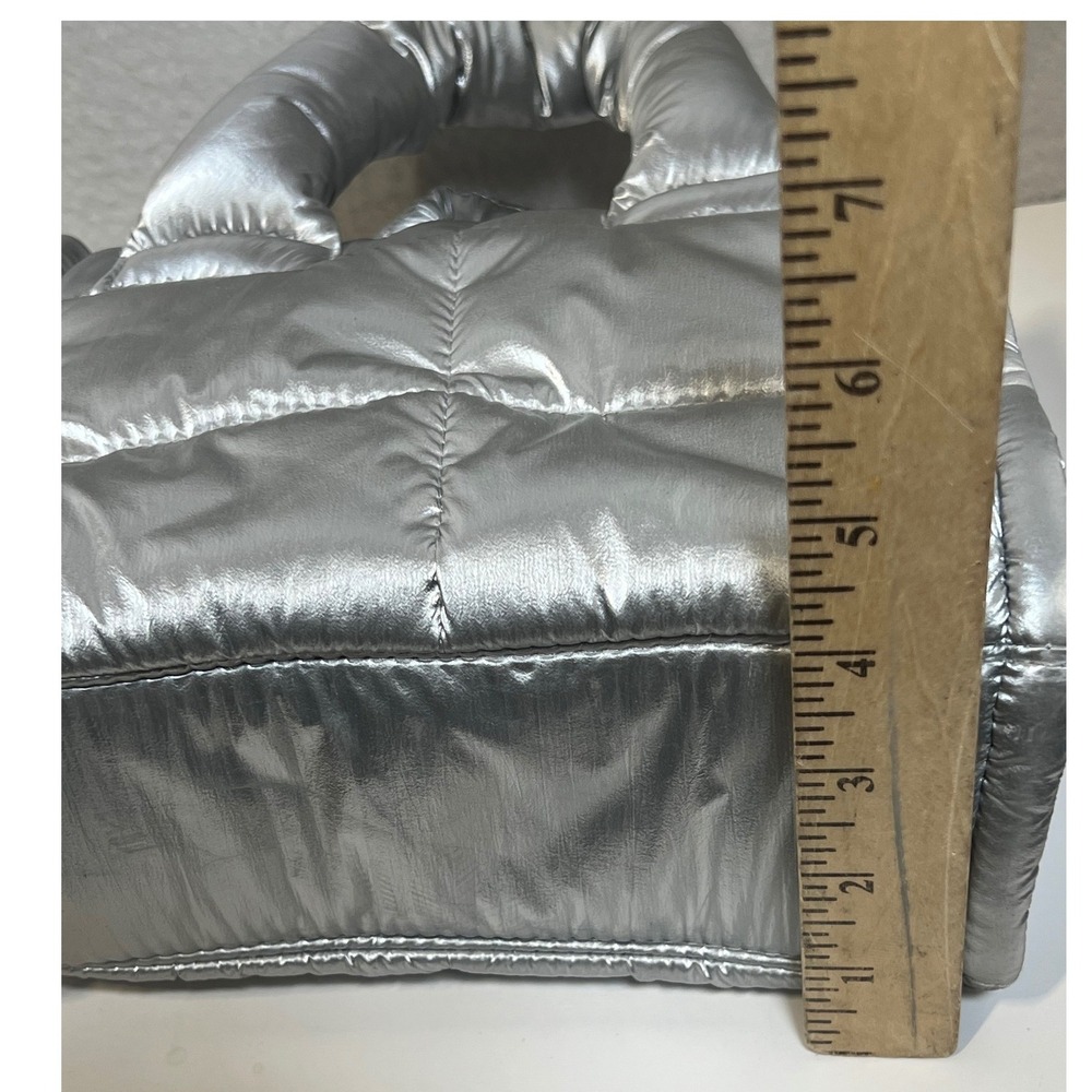 GU Women Metallic Silver Puffy Mini Shoulder Bag Quilted Puffer Crossbody NEW - Picture 8 of 10